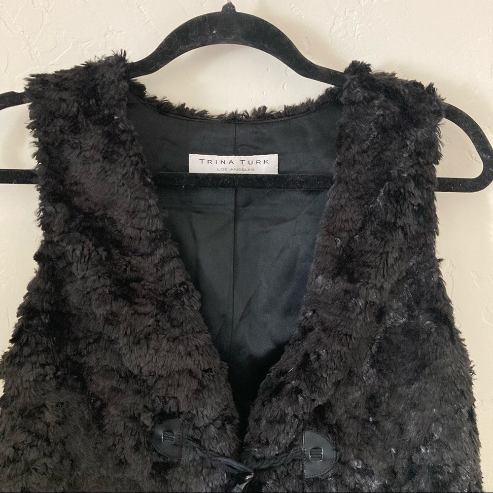 Fur Vest - Picture 8 of 10